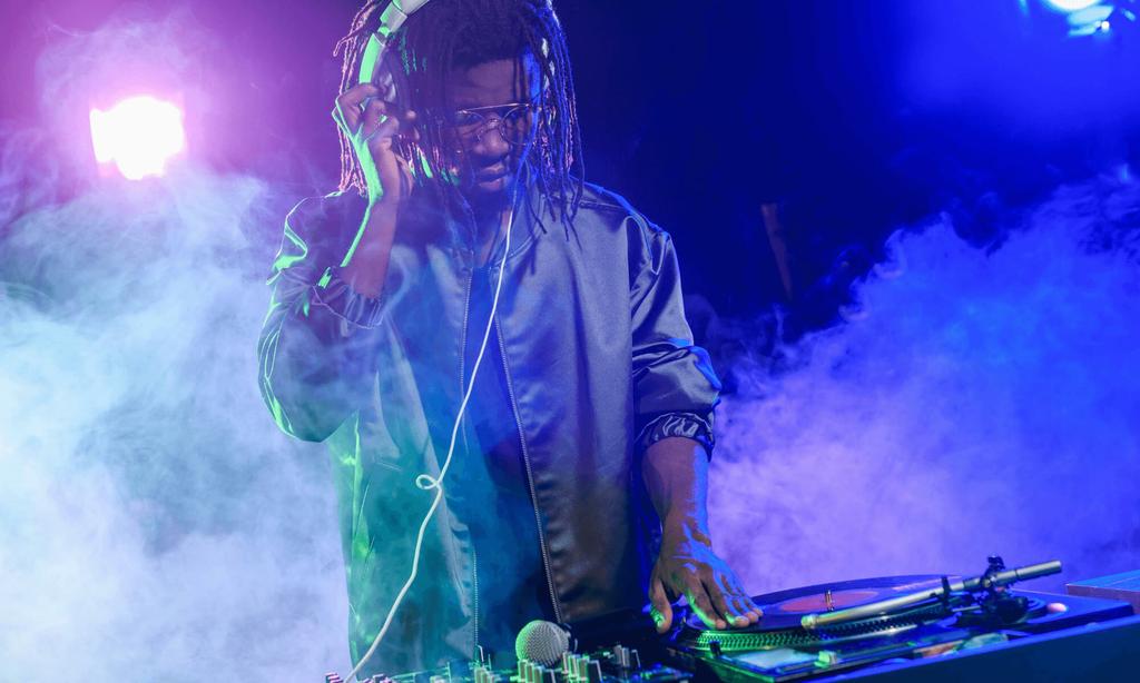 Paint and Sip LIVE New York NY 10036 2124014088 Event Planners